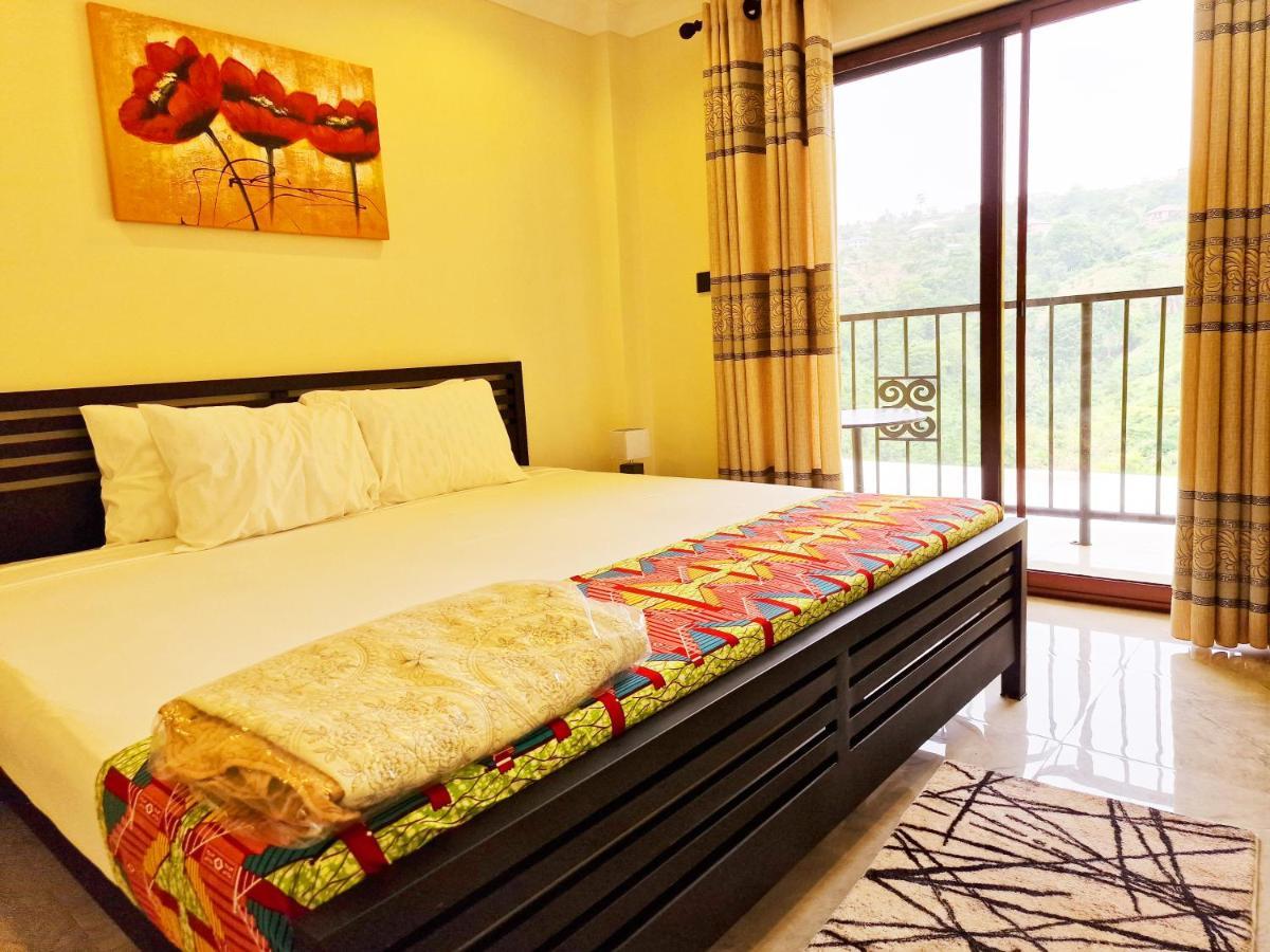 Cactus Creek Hotel Aburi Kültér fotó
